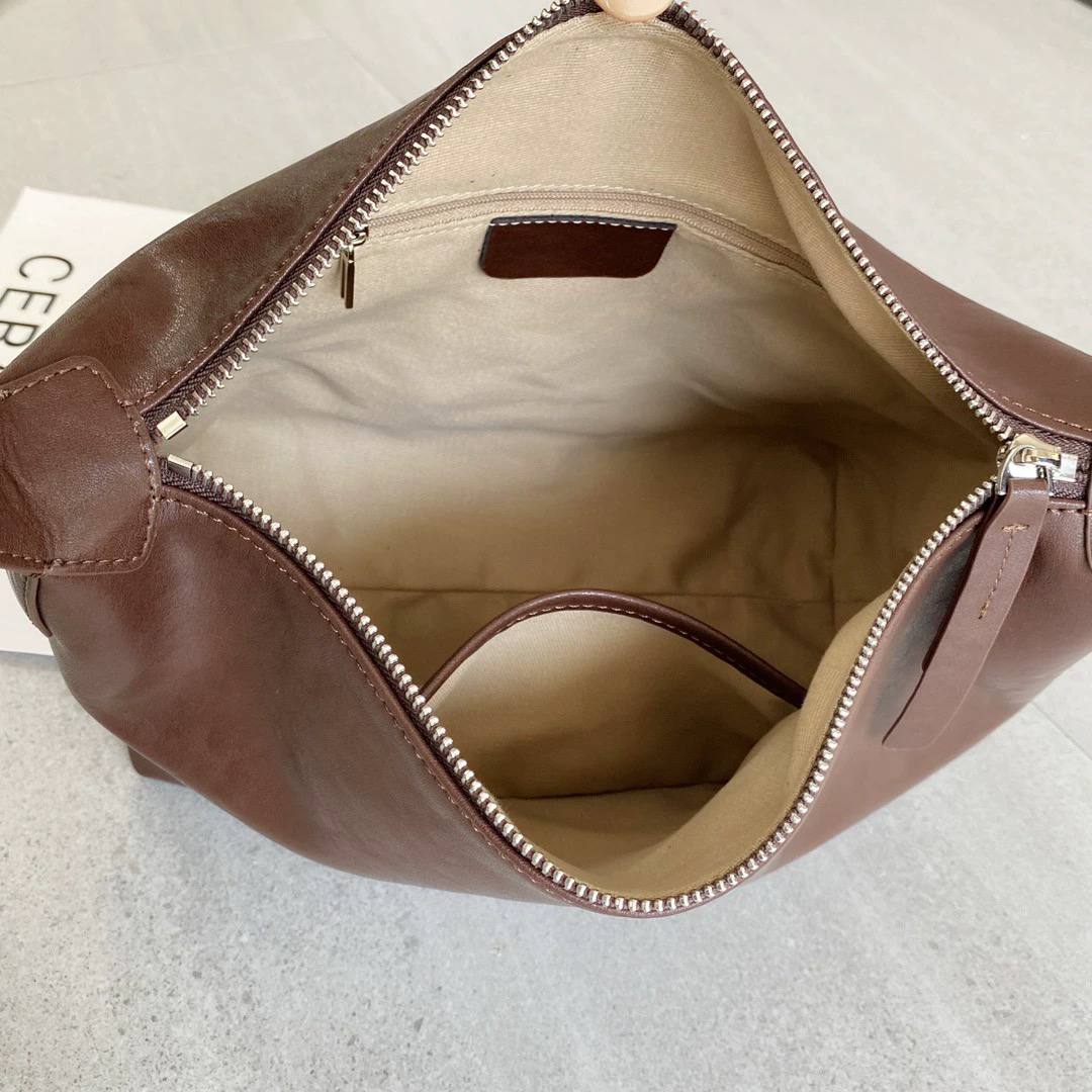 Sophia — Exquisite Minimalist Leather Bag