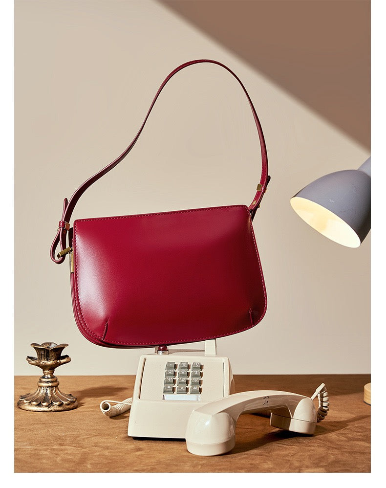 🎀 Elegant Charm Shoulder Bag – Your Daily Dose of Style and Elegance! 🎀