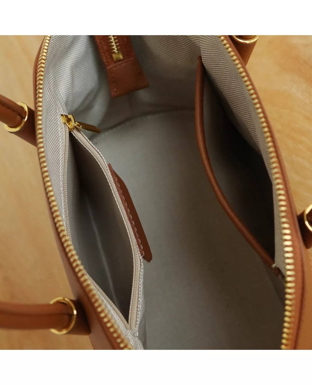 Gleam Luxe — Genuine Leather Tote Bag with a Metallic Shine ✨