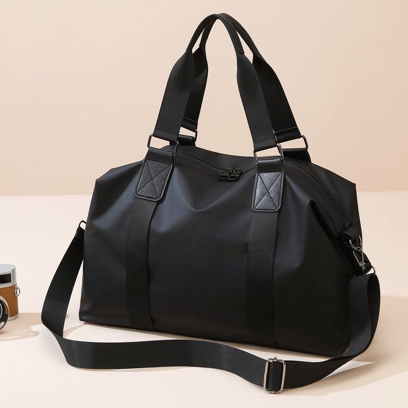 “Athletica” — Elegant Fitness Bag