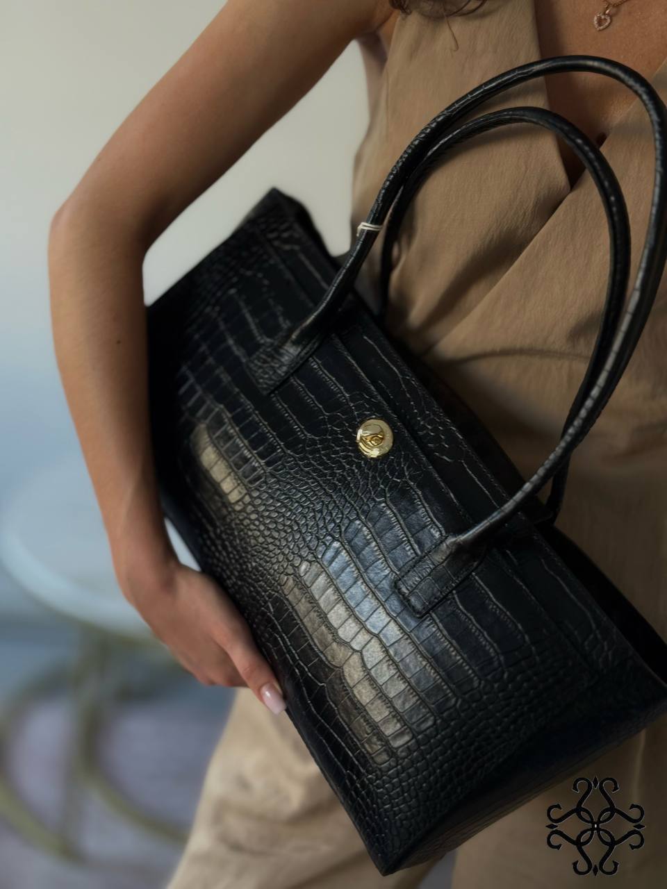 SORELIA – Women's Genuine Italian Leather Shoulder Bag | Made in Italy | Croc-Embossed Texture | Spacious Everyday Handbag