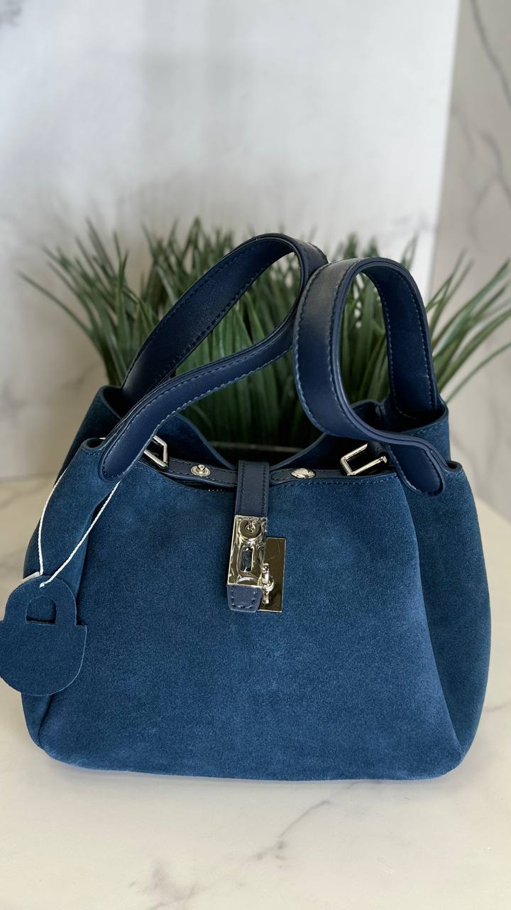 Velour Elegance