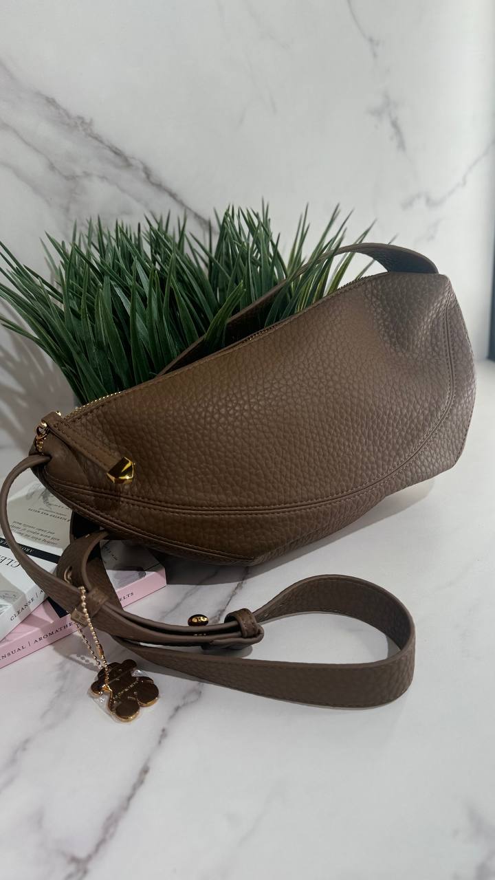 Urban Chic – Genuine Leather Belt Bag