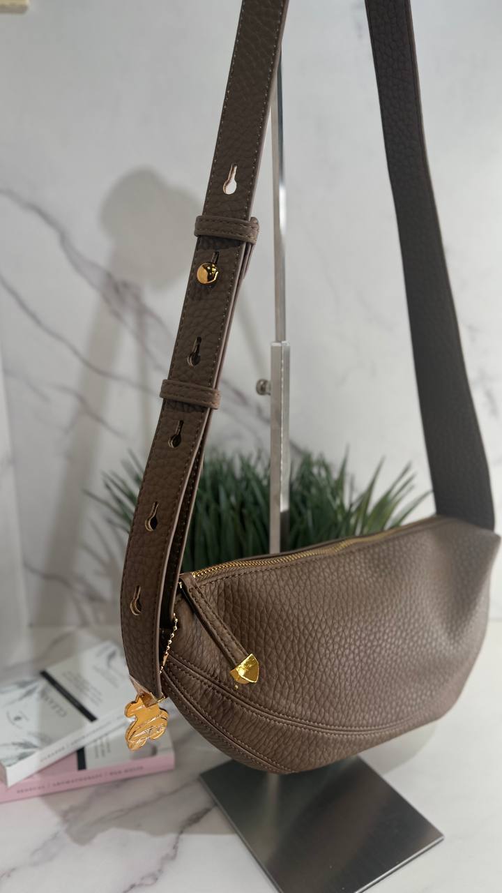 Urban Chic – Genuine Leather Belt Bag