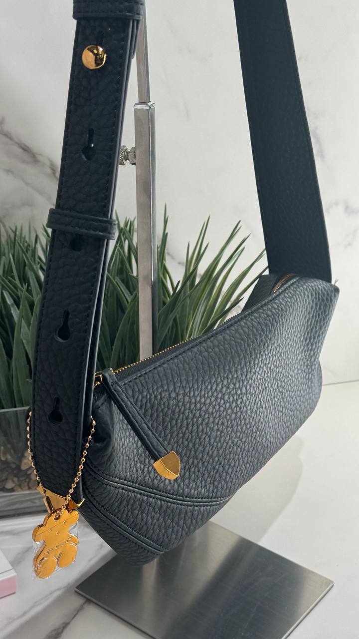 Urban Chic – Genuine Leather Belt Bag