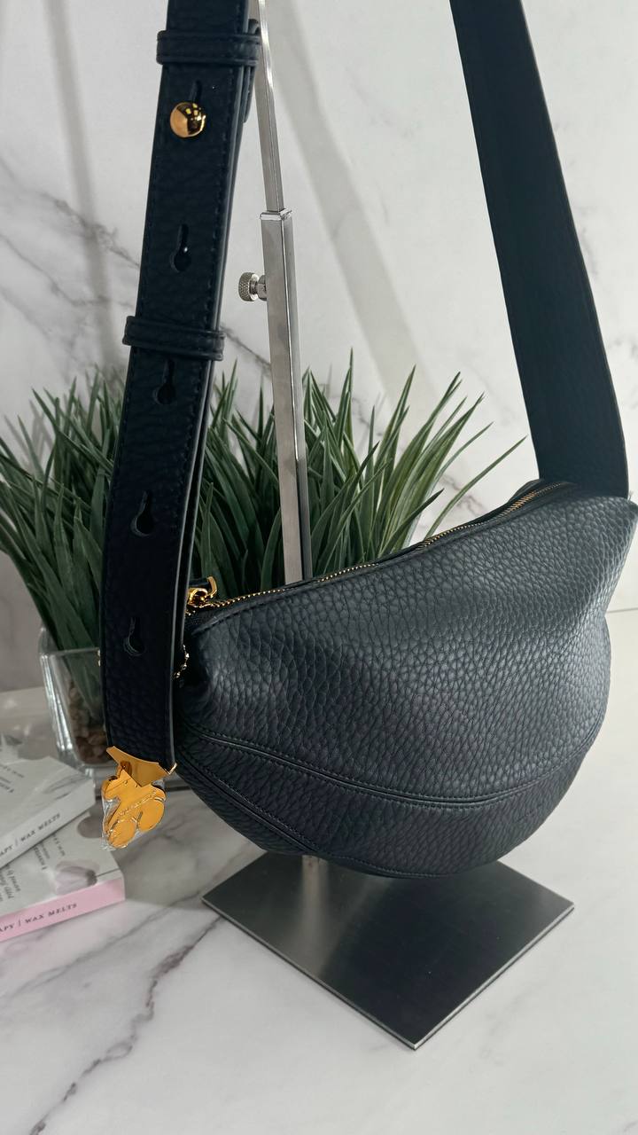 Urban Chic – Genuine Leather Belt Bag
