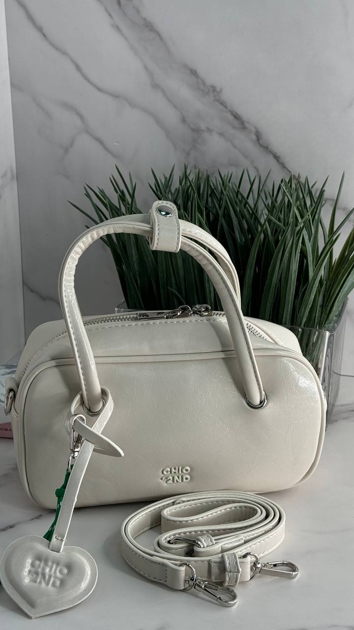 Mini Bags Made of Vegan Leather