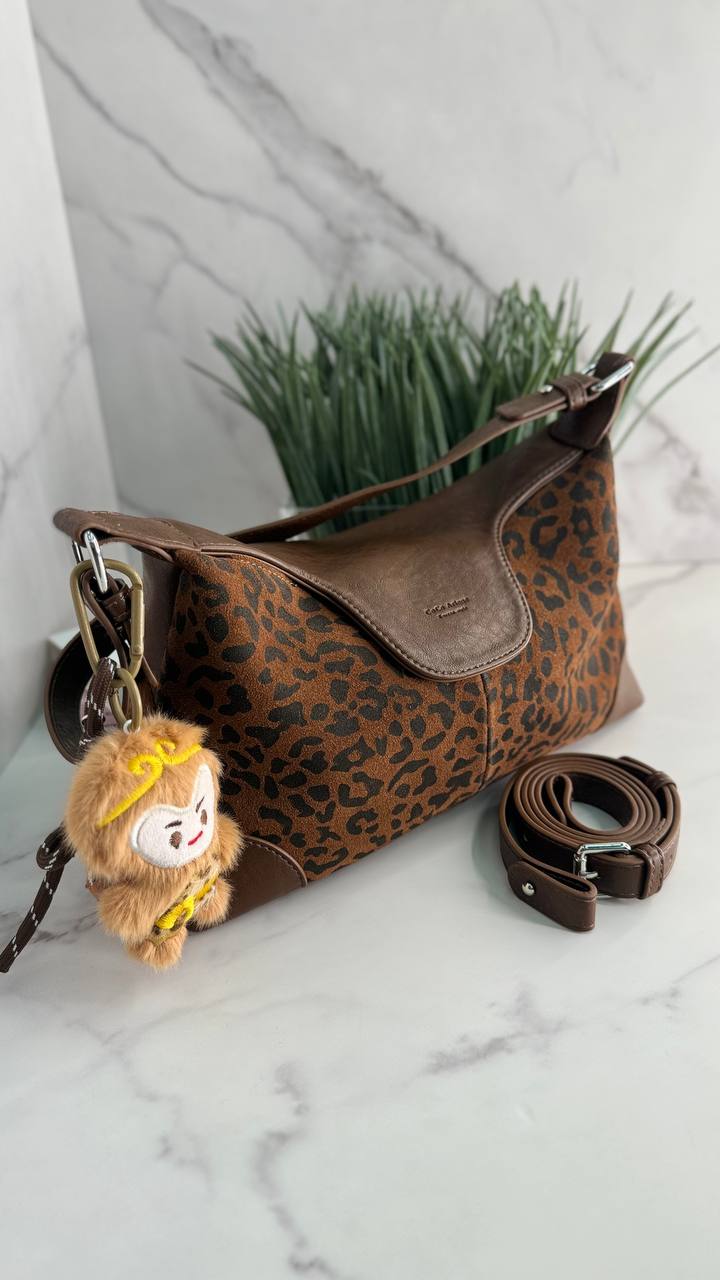 Graceful Luxe: Natural Suede and Leather Bag