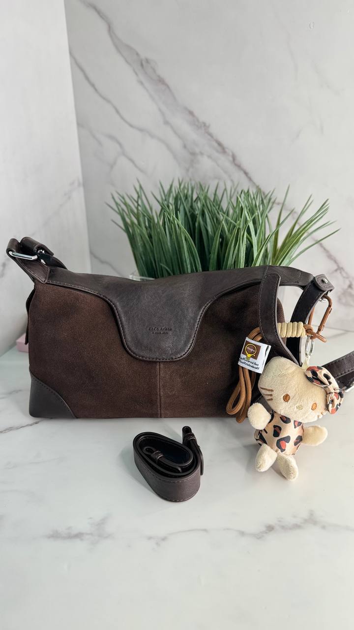 Graceful Luxe: Natural Suede and Leather Bag