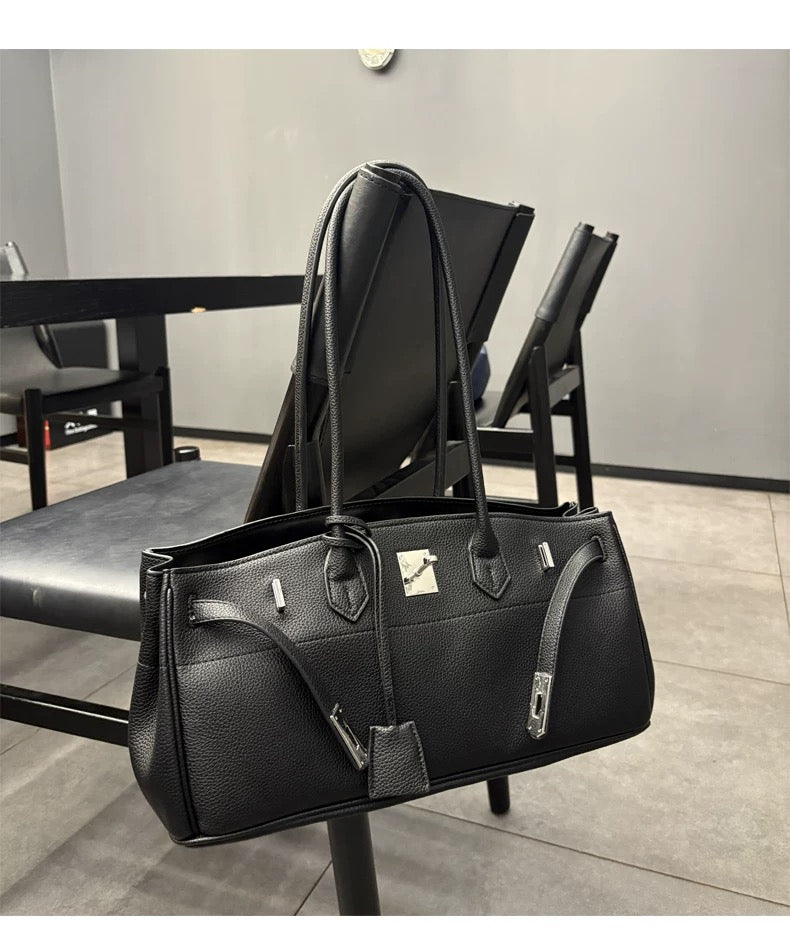 Black as Midnight — Your Everyday Statement Bag