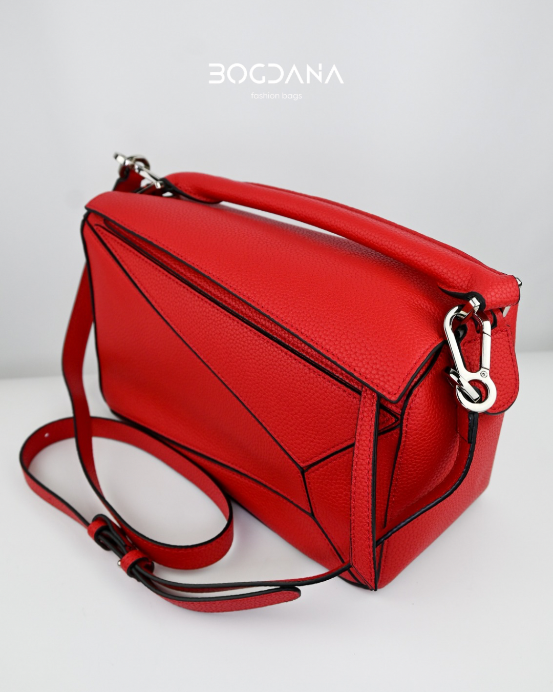 Rosso Classico – Premium Genuine Leather Bag. Italy