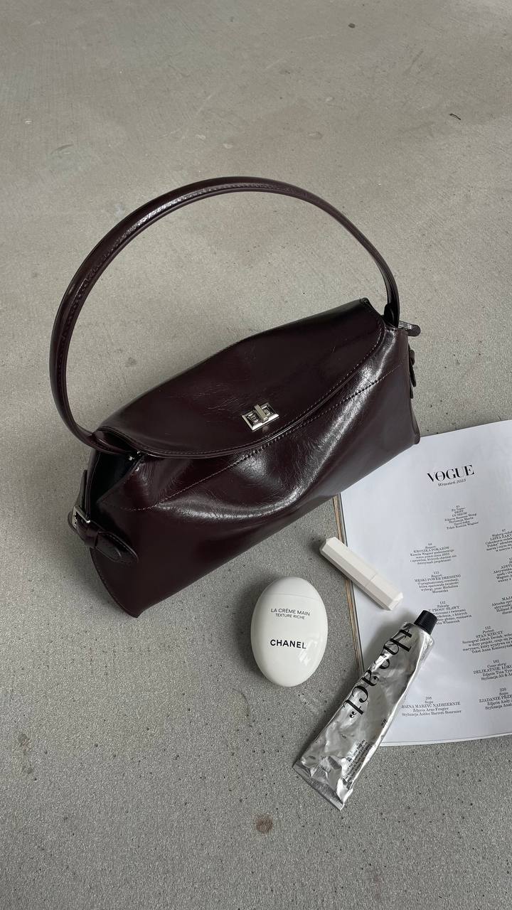 👜 Aylana Bag — Elegant Genuine Cowhide Leather Bag with Long Adjustable Strap