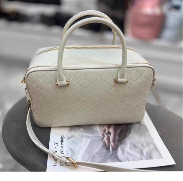 “Elegance Quilted” Genuine Leather Bag with Long Adjustable Strap