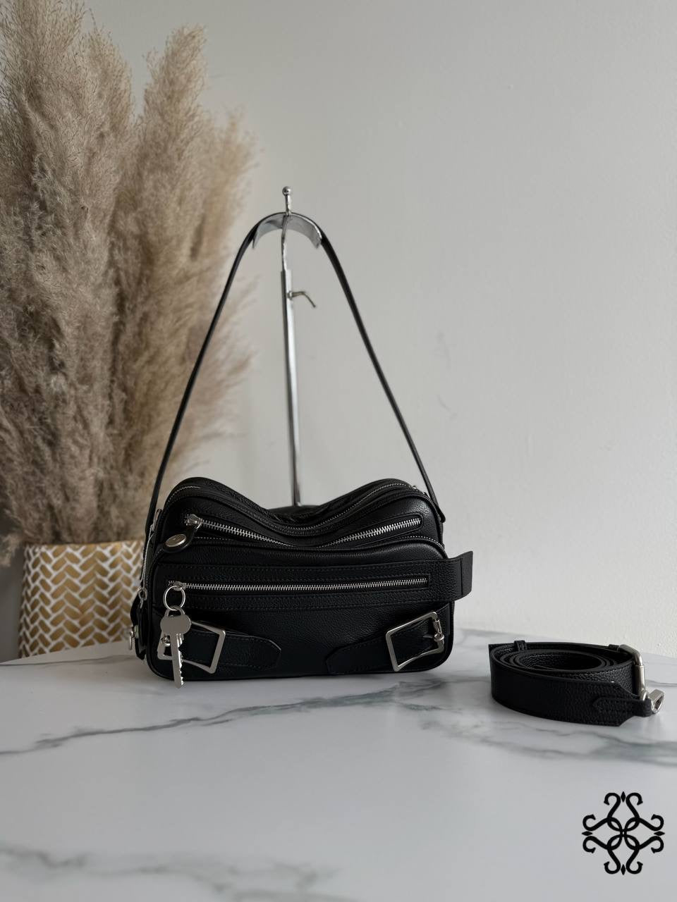 VIRELZA | Italian Leather Crossbody Bag
