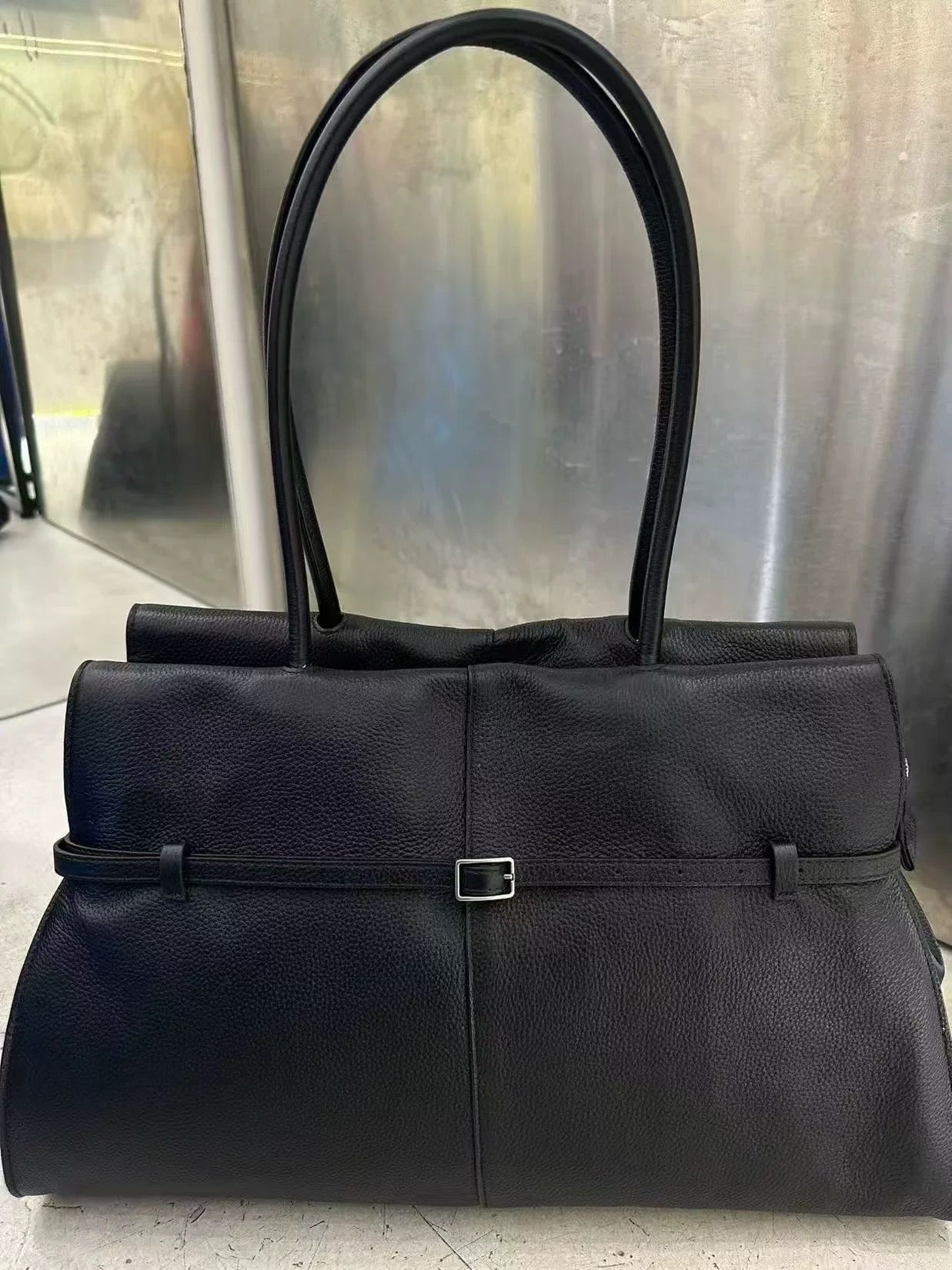 Silhouette Noir-Genuine Leather Top Handle Shoulder Bag