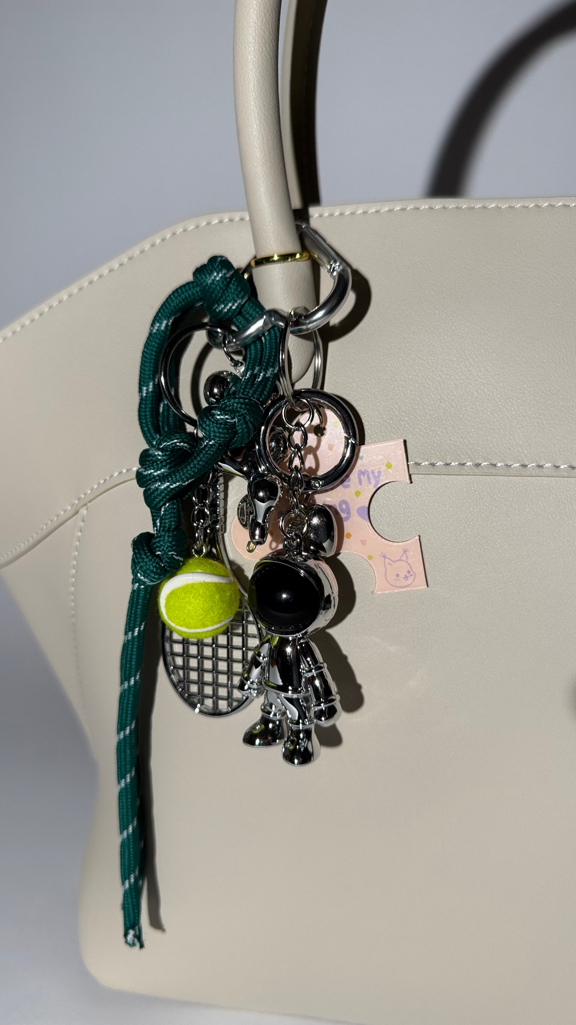 Trendy Bag Charm with Decorative Ropes – Stylish Keychain Accessory