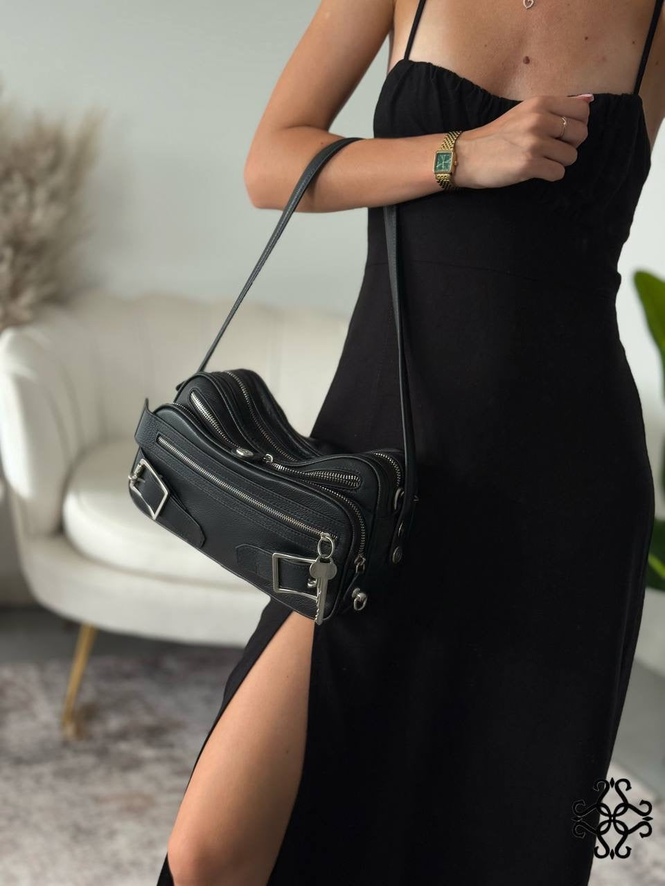 LORVESSA – Genuine Italian Leather Crossbody Bag | Women’s Designer-Style Handbag | 11 × 7 × 4