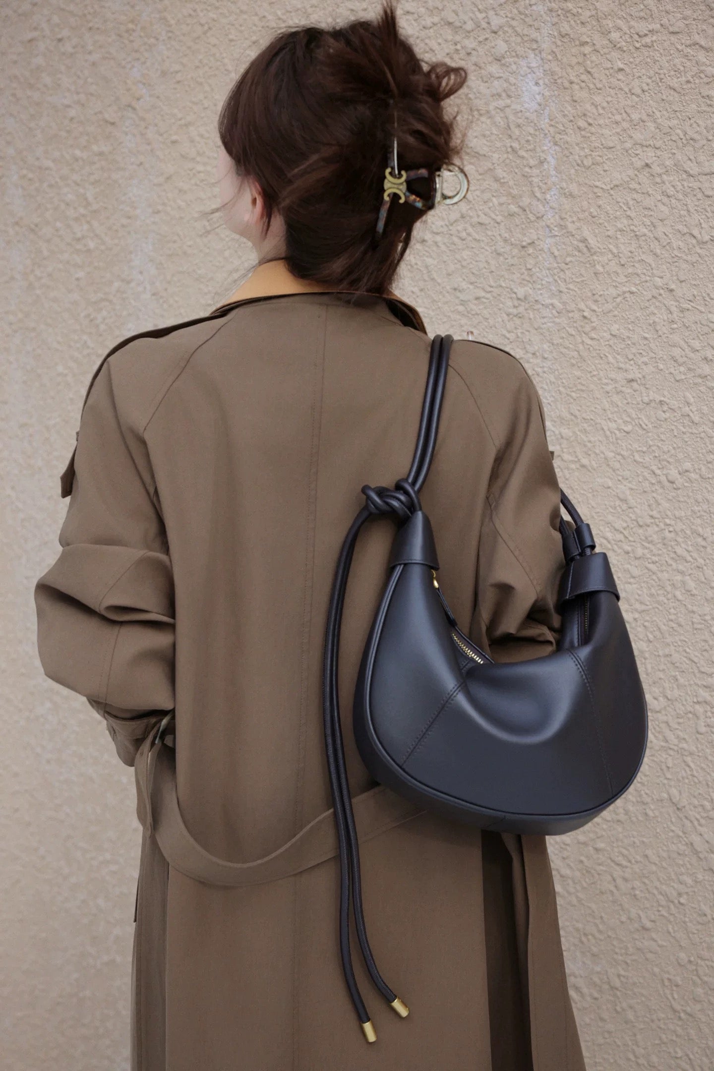 Elegant Adjustable Leather Shoulder Bag