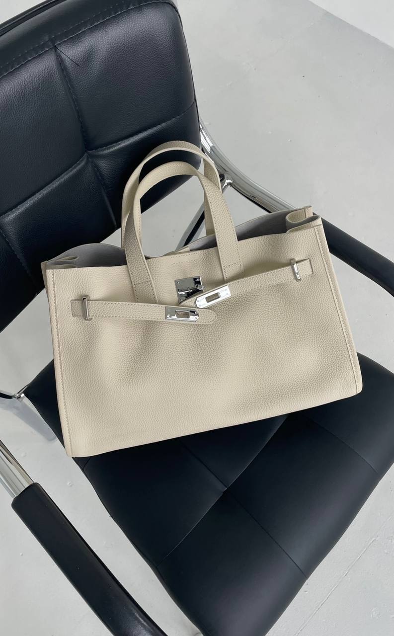 Urban Luxe — Genuine Leather Power Tote. Women’s shoulder bag