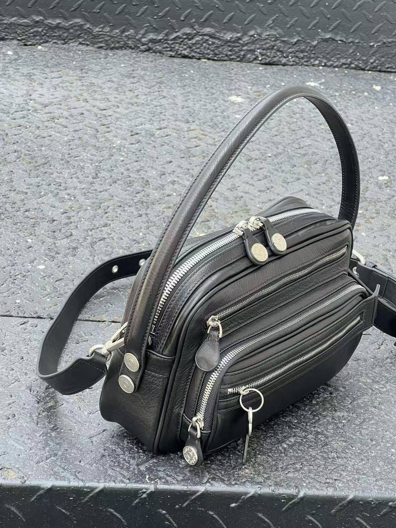 Siena Classic Small — leather crossbody bag 👜