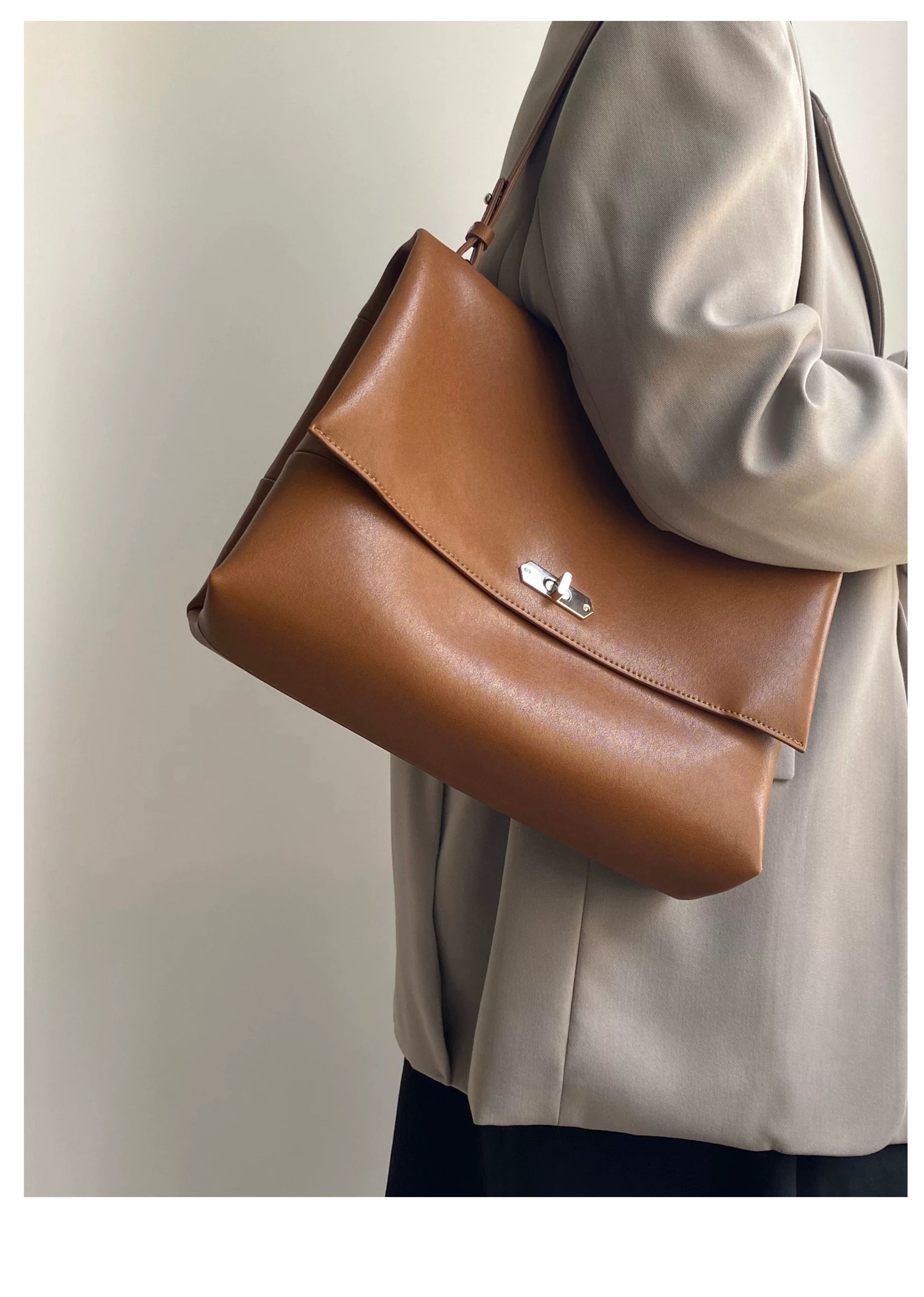 Véda Luxe – Exquisite Minimalism in Leather