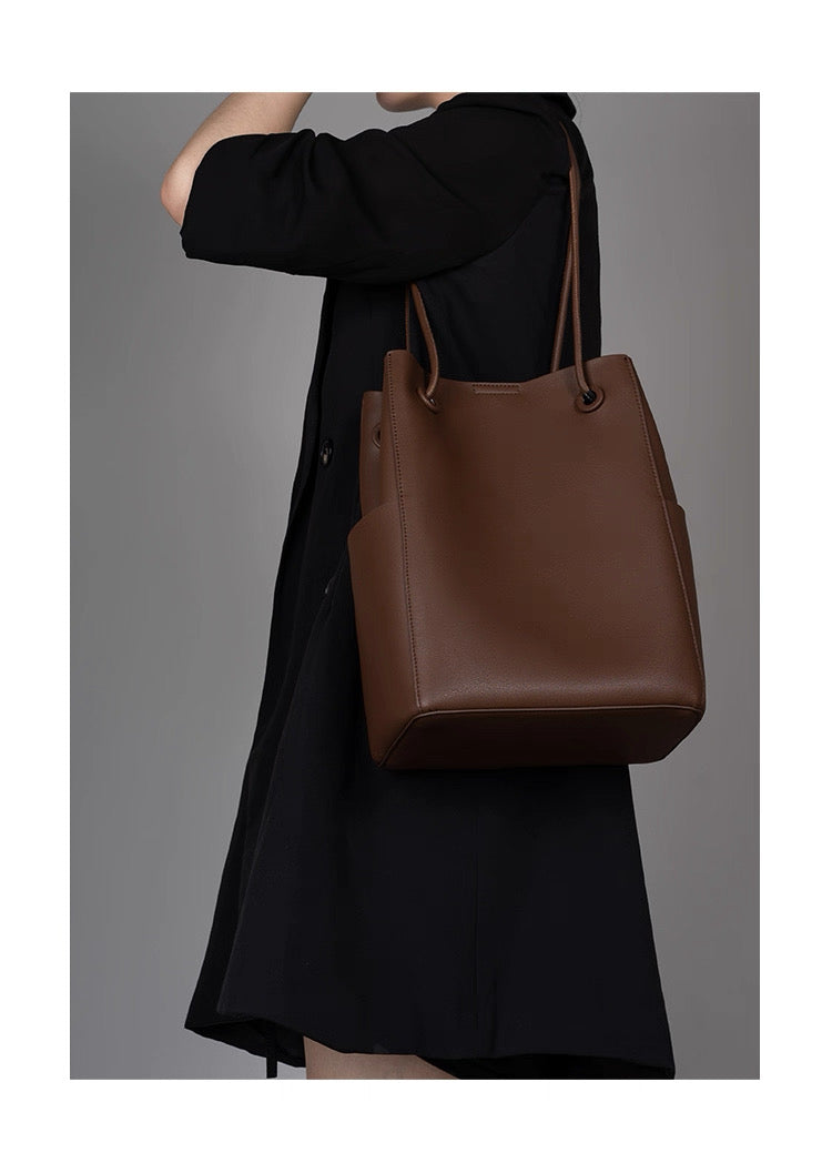Luna Tote – Genuine Leather Bag with Removable Pouch