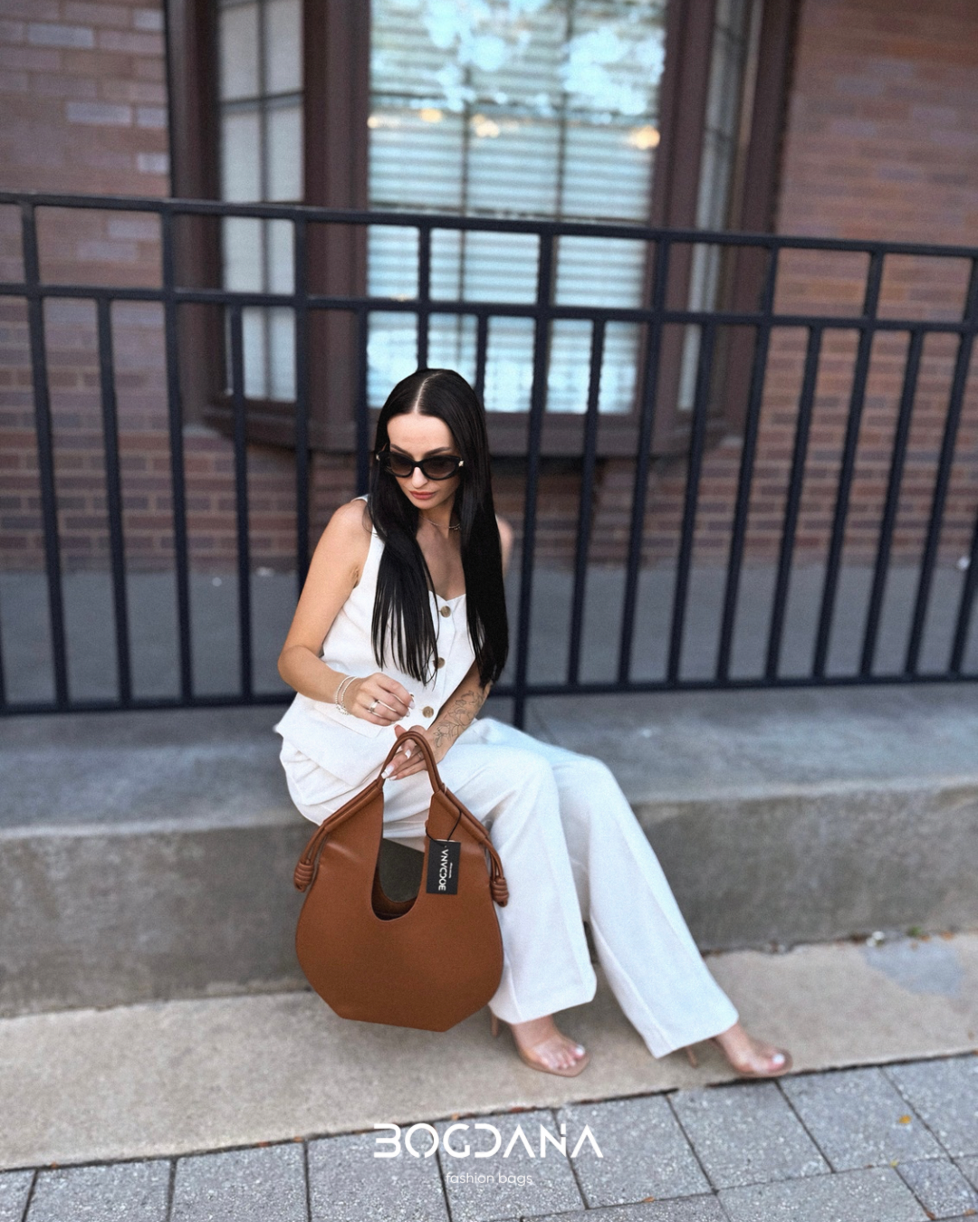 “Caffè Chic” — Leather Shopper Bag