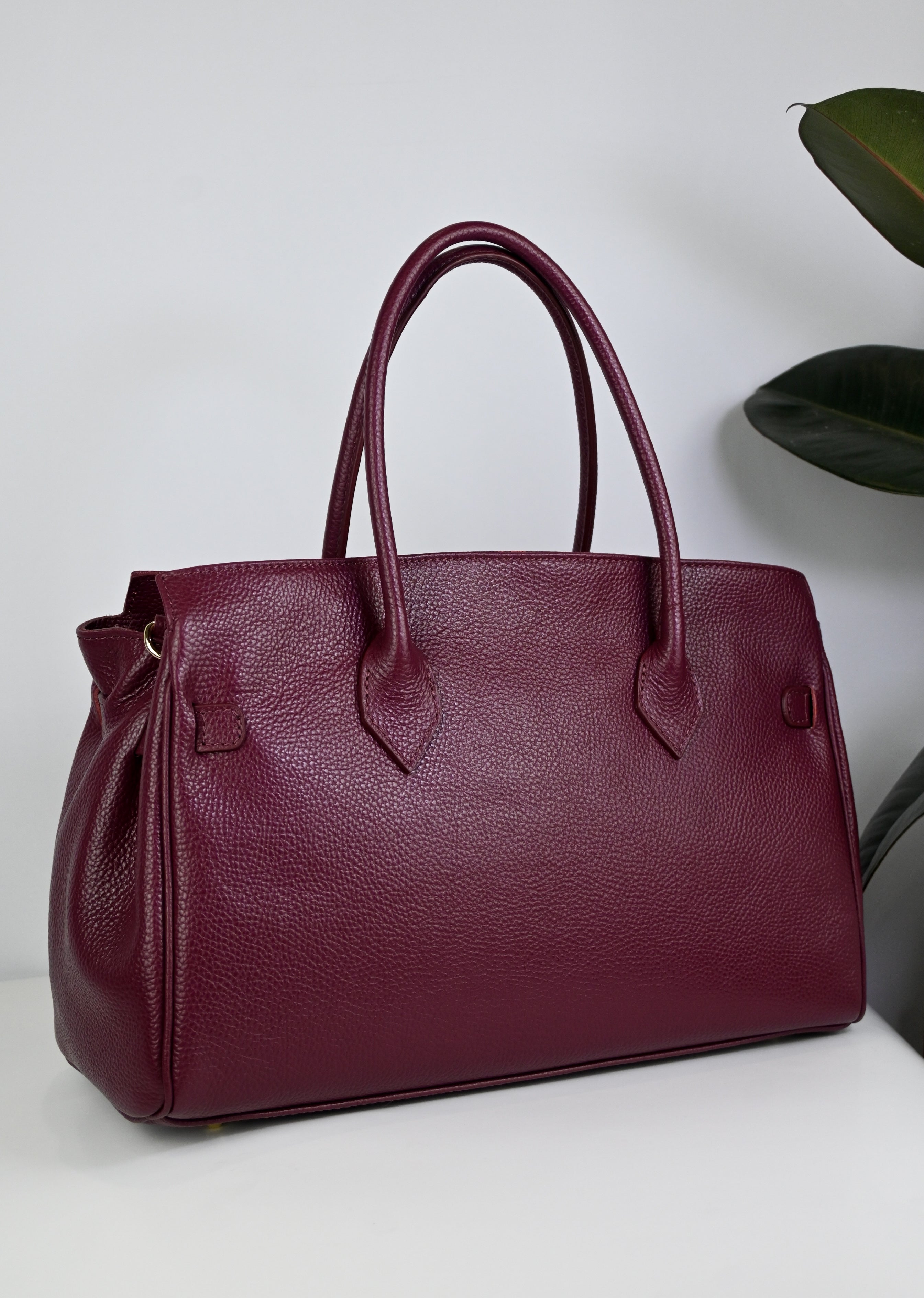 Elegant Italian Leather Tote Bag