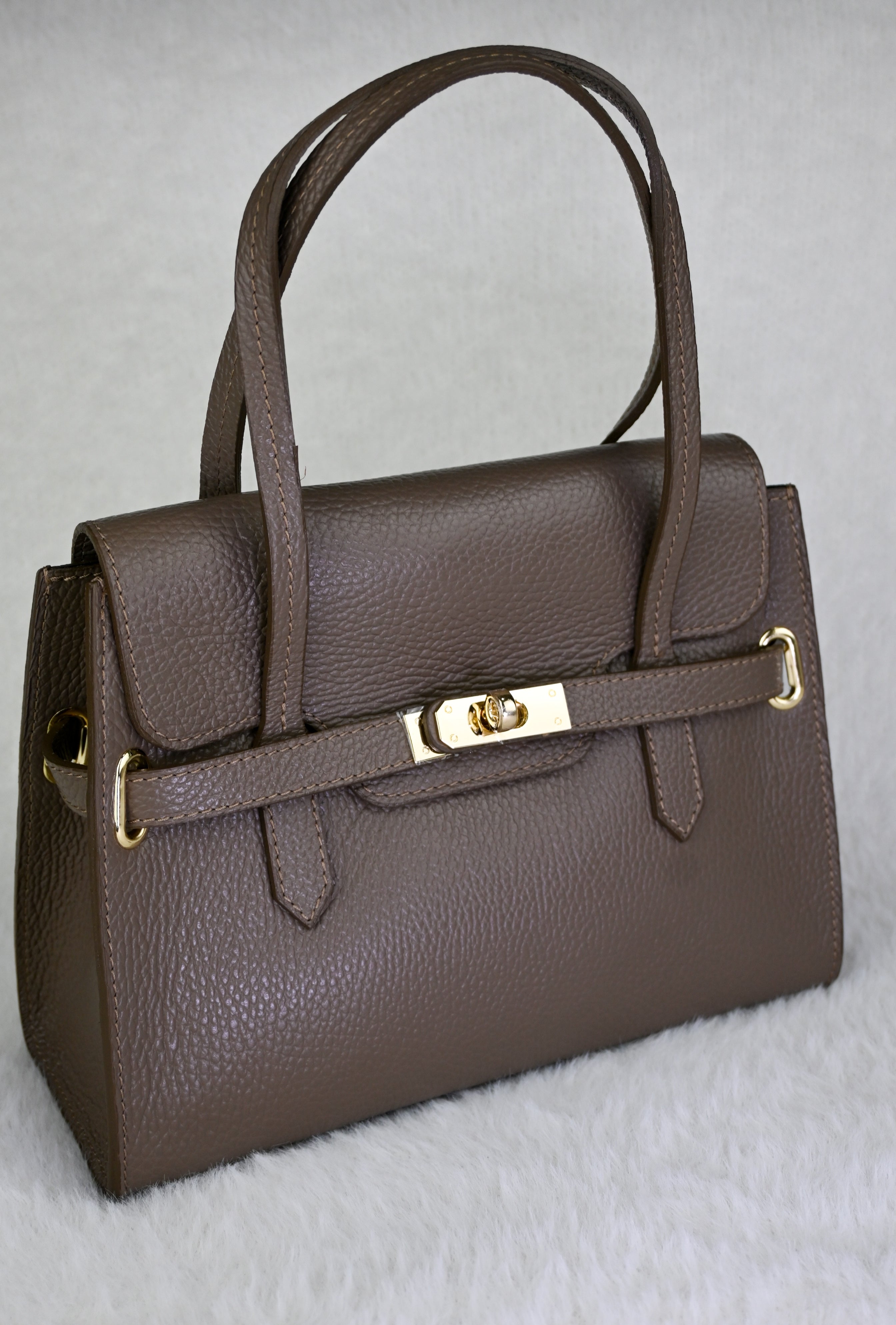 Amore Tote — Elegant Italian Leather Bag”