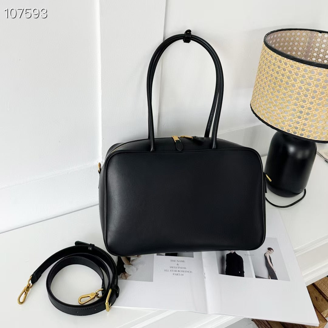 Linea Eleganza — Classic Genuine Leather Bag with Adjustable Strap