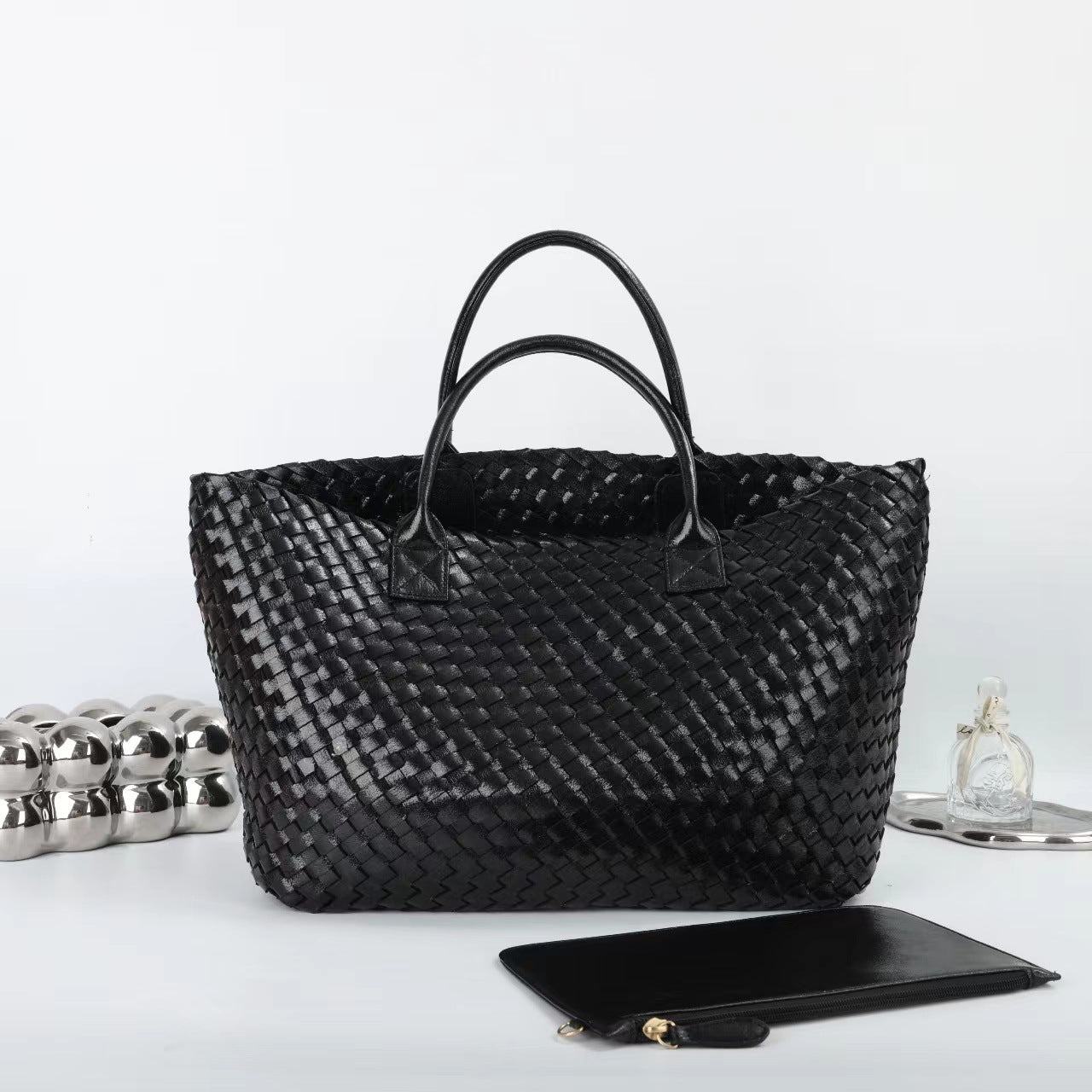 Shopper Luxe – Stylish Women Bag with Cosmetic Pouch