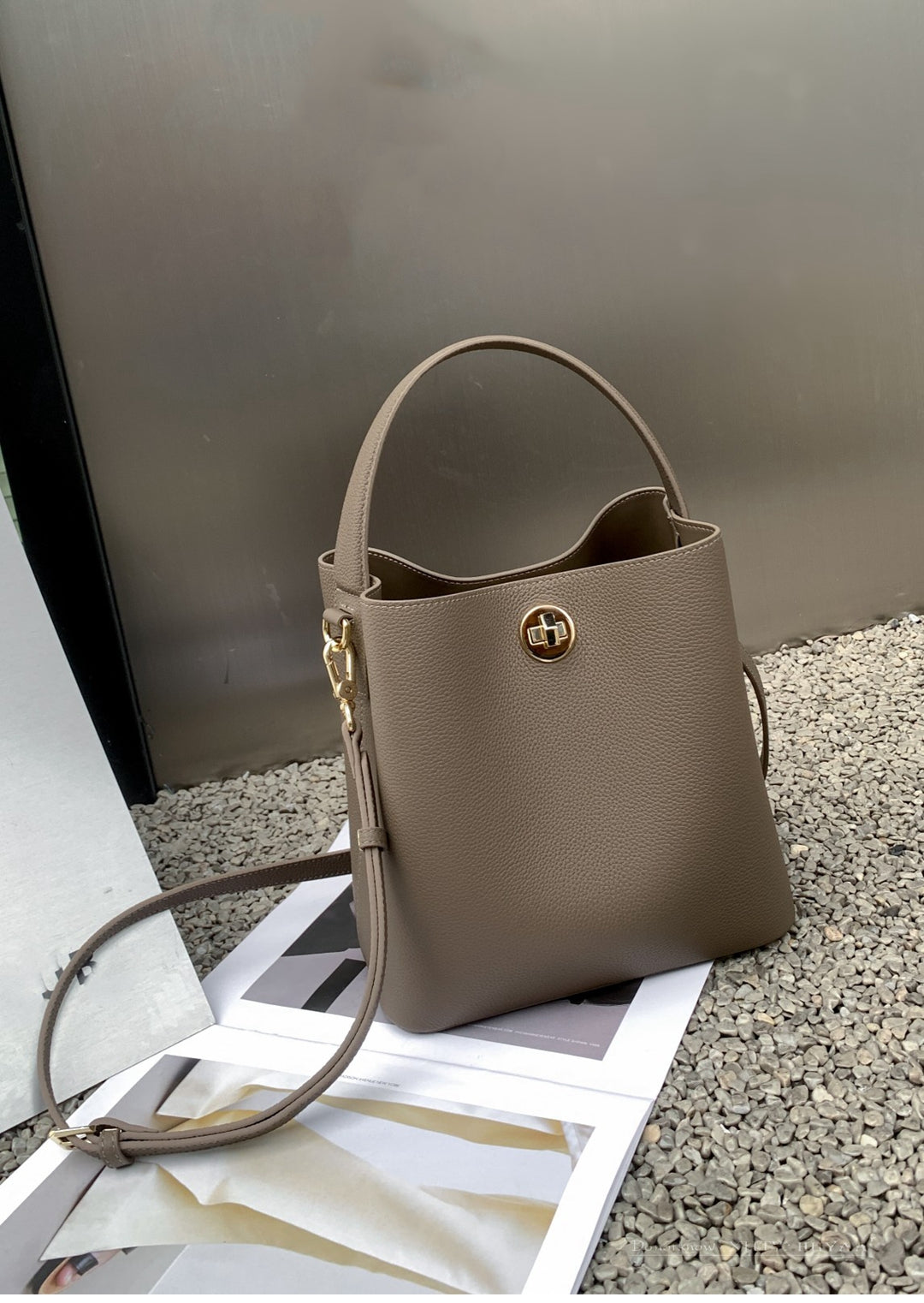 Monéva DuoLeather — Genuine Grained Leather Bag with Two Straps