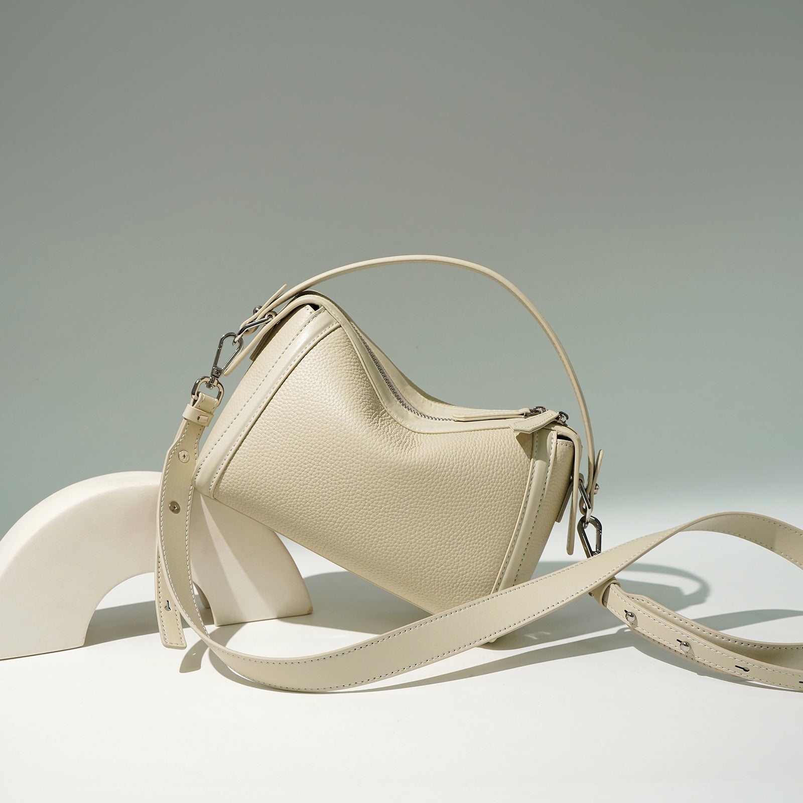 Silhouette Luxe | Genuine Leather Shoulder Bag
