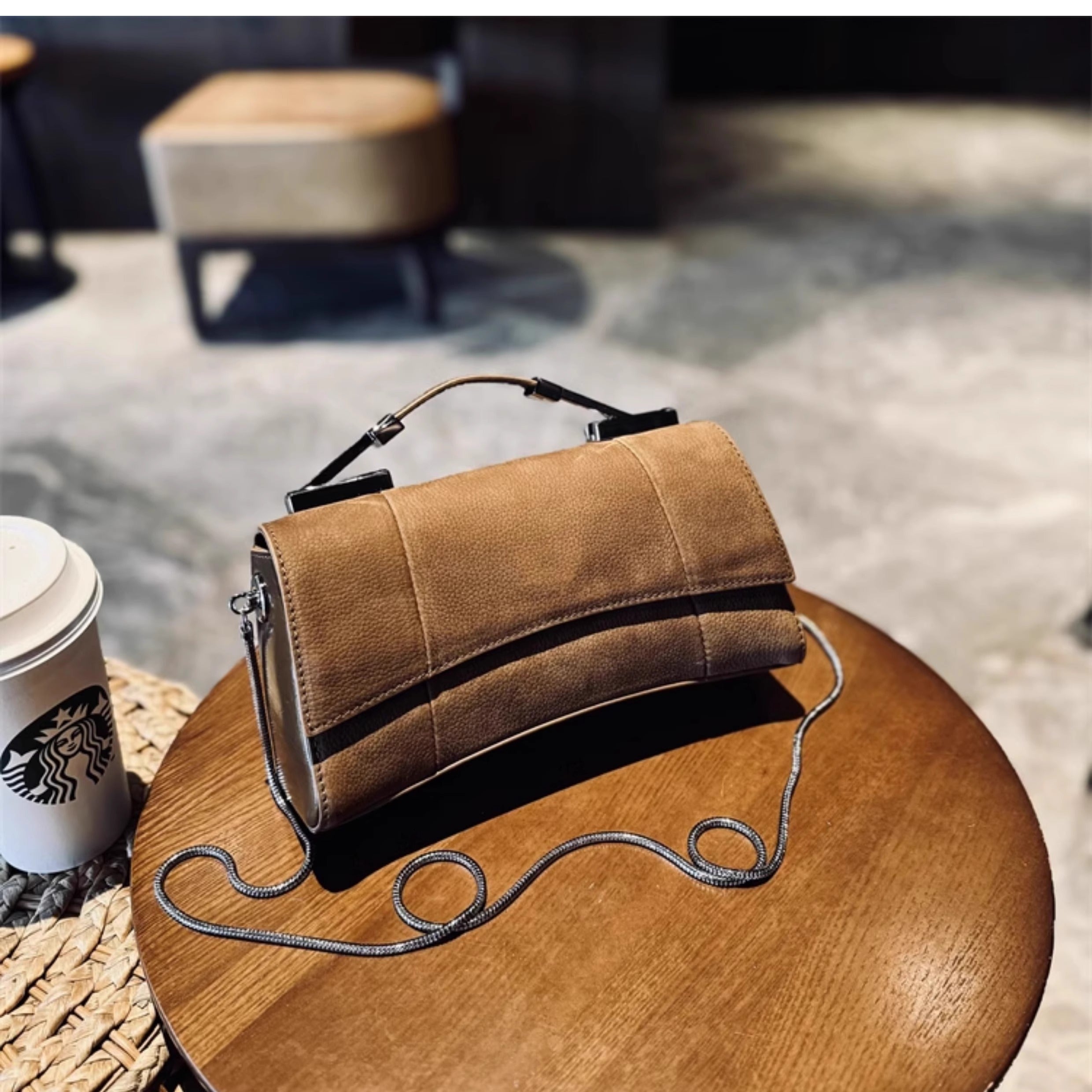 LUMIERE Bag – The Art of Elegance in Every Detail