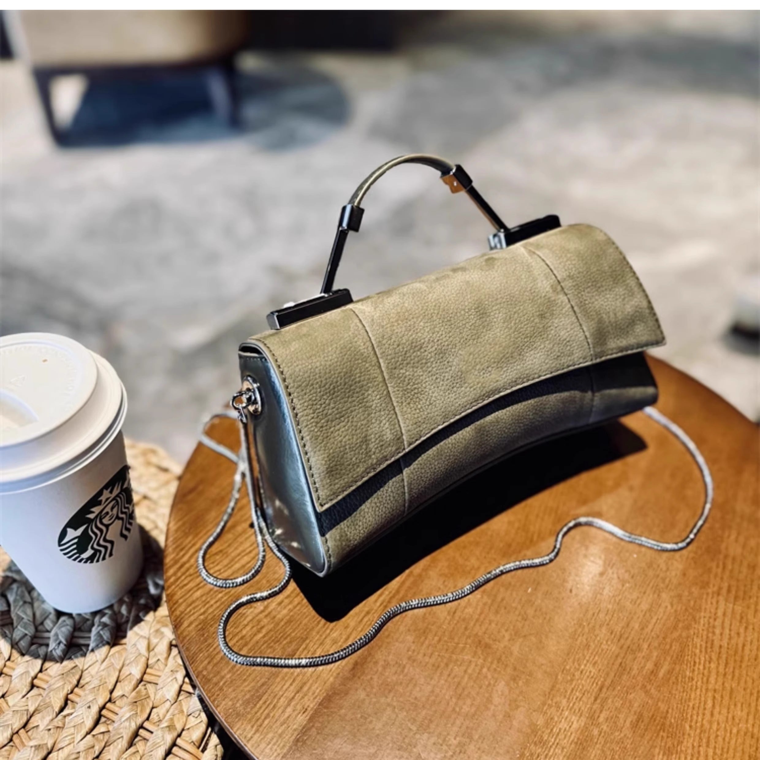LUMIERE Bag – The Art of Elegance in Every Detail