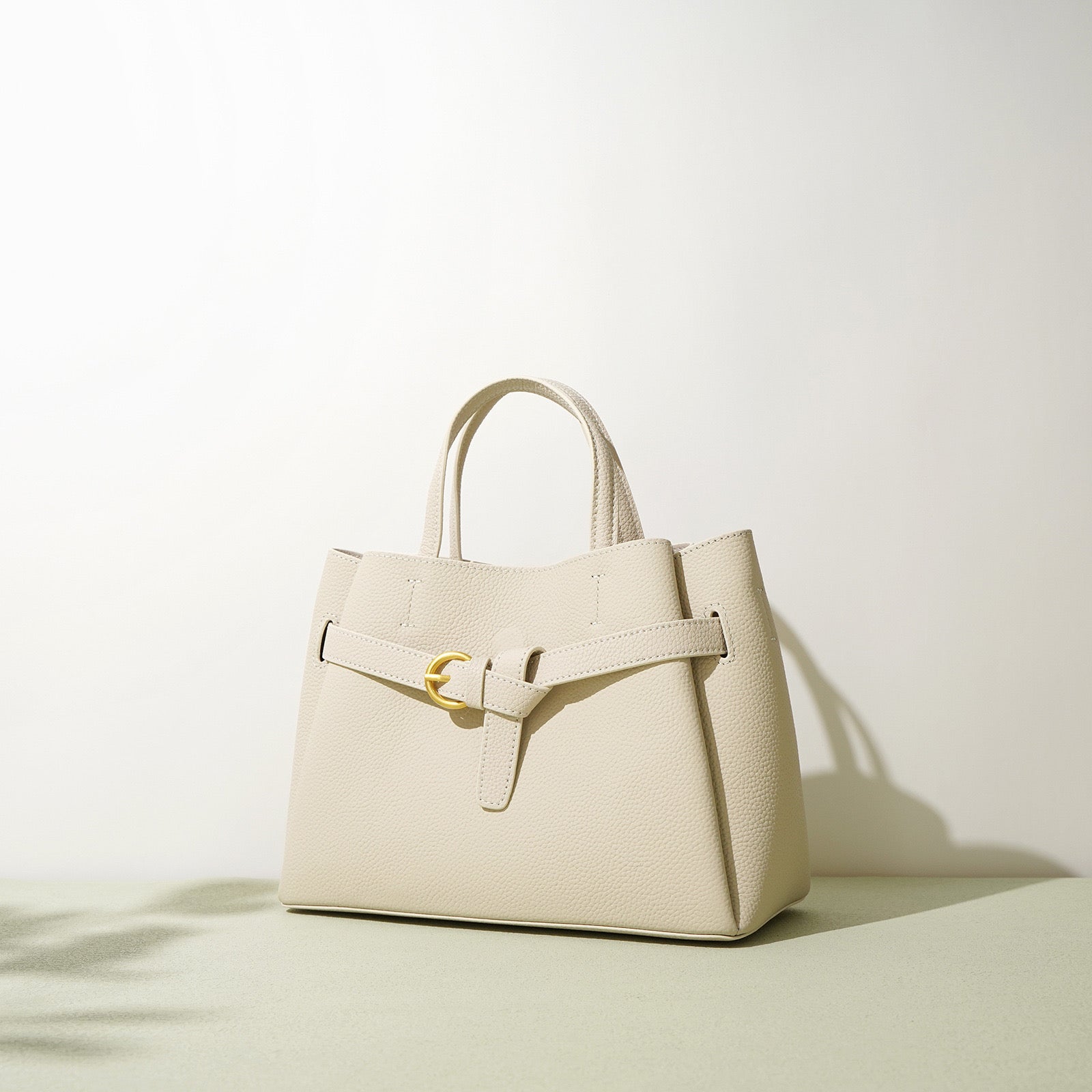Urban Luxe Tote —Women’s shoulder bag
