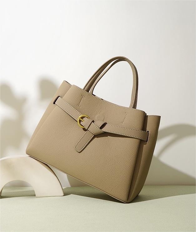 Urban Luxe Tote —Women’s shoulder bag