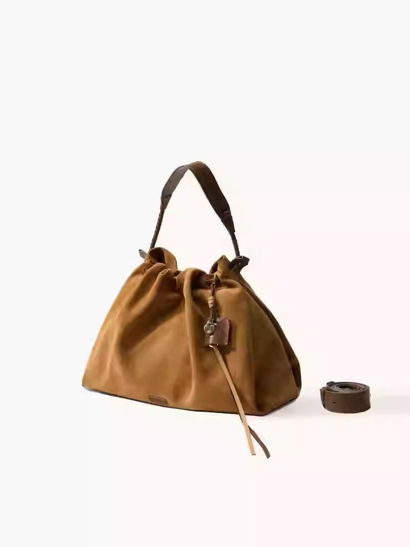Elegance Handbag – The Embodiment of Sophisticated Style
