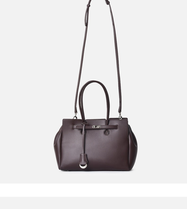 “Urban Elegance” — Genuine Leather Handbag. Women’s shoulder bag