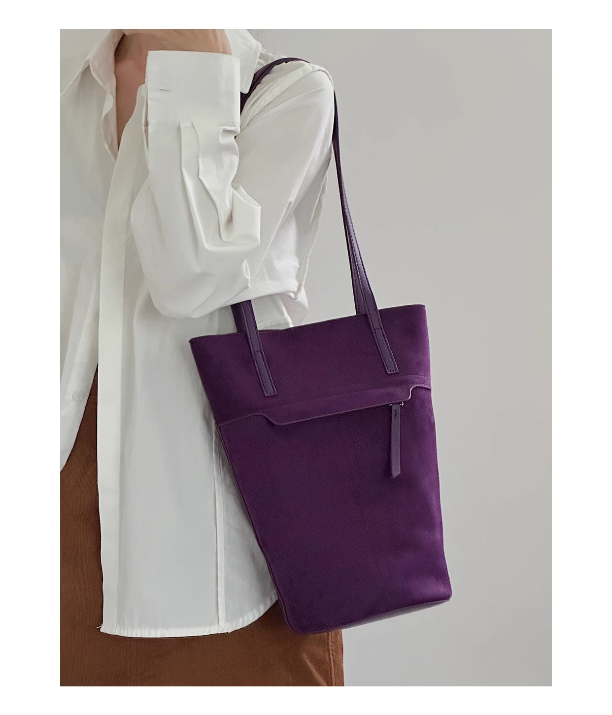 Elegant Barrel Bag in Genuine Leather and Suede