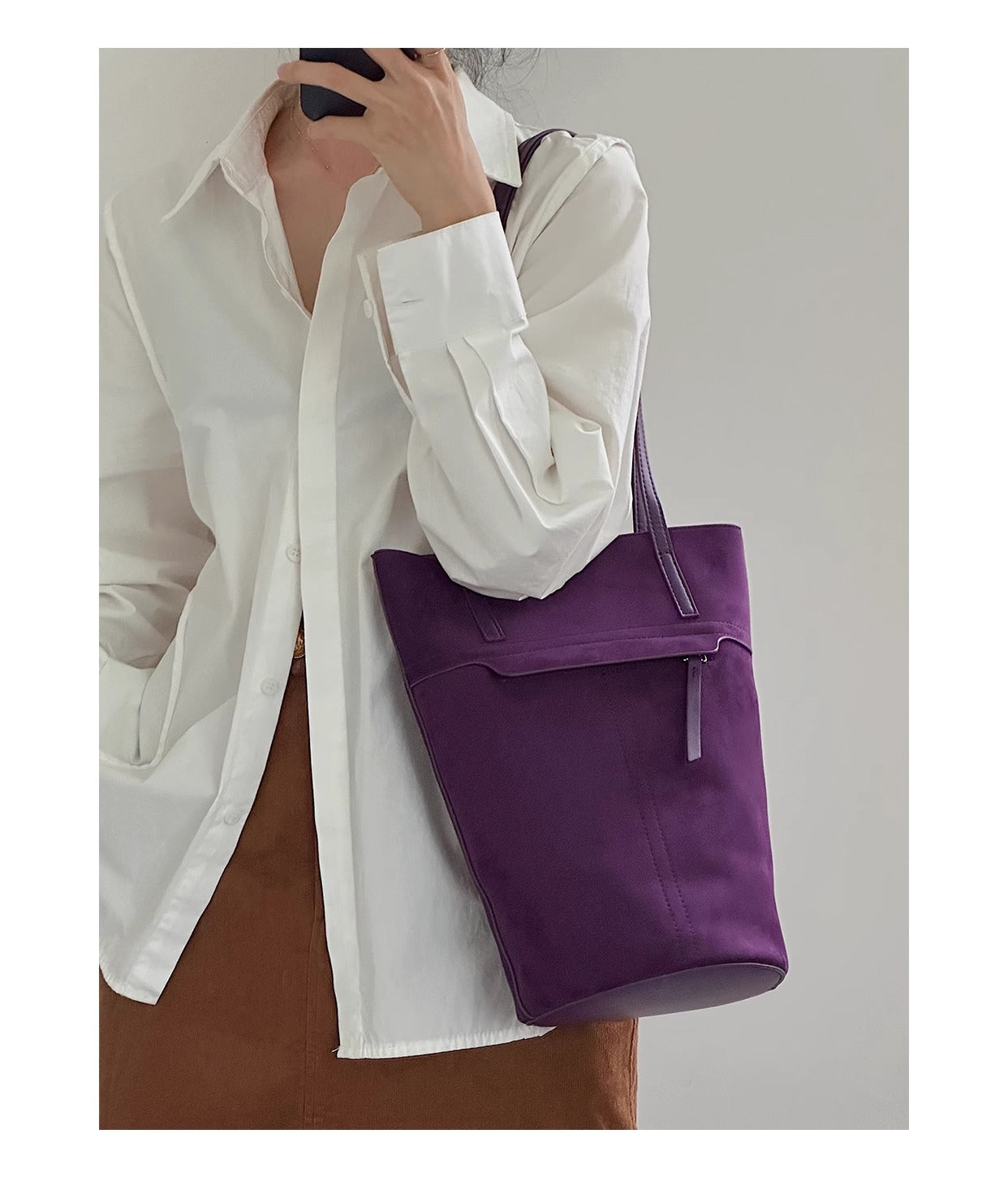 Elegant Barrel Bag in Genuine Leather and Suede