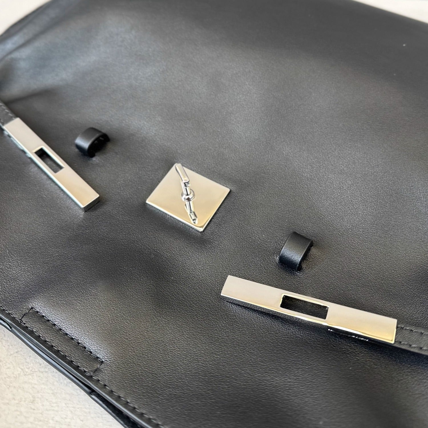 LuxeCity Leather Tote – genuine leather bag with top handle & adjustable strap, fits 14” laptop