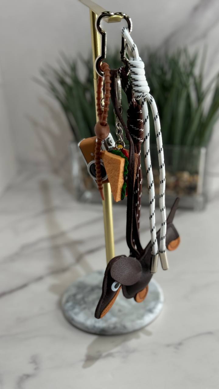 "Dachshund Delight" Key Chain