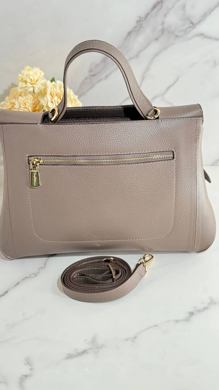 Eternal Elegance: The Embodiment of Sophistication