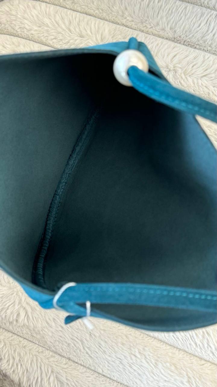 “Suede Chic” – Compact Natural Suede Shopper