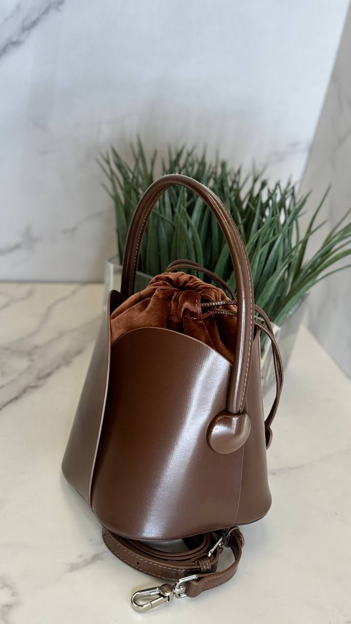 Elegance Charm
