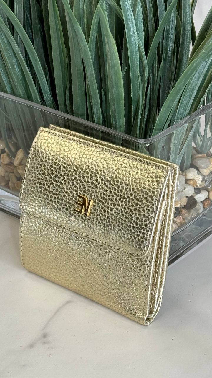 “Enzo Nori Compact Luxe”