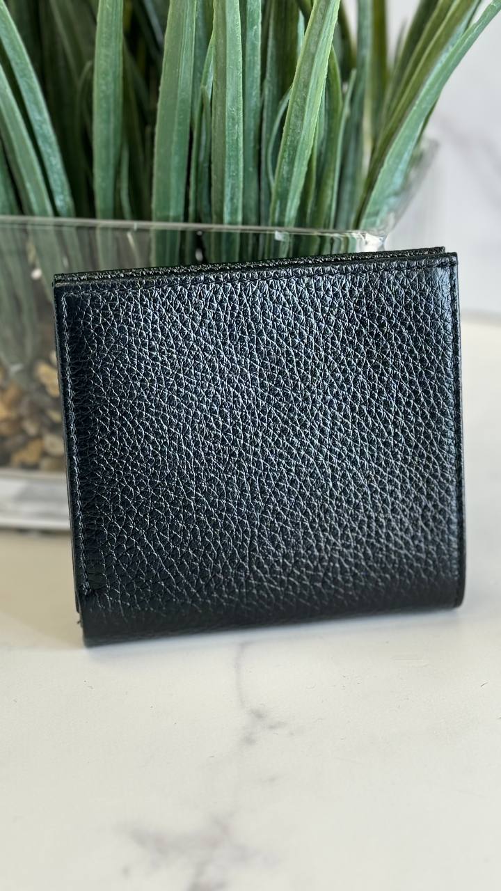 “Enzo Nori Compact Luxe”