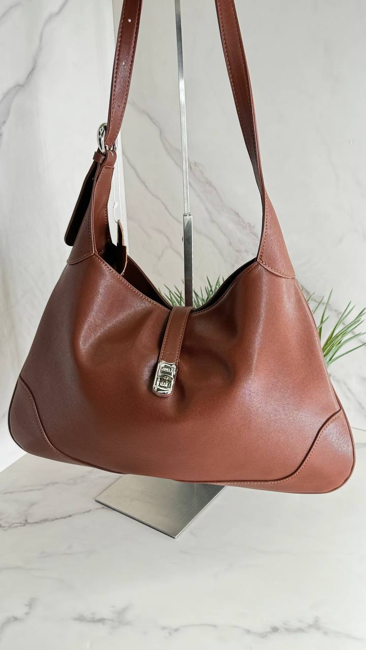 “Natural Elegance Hobo Bag”