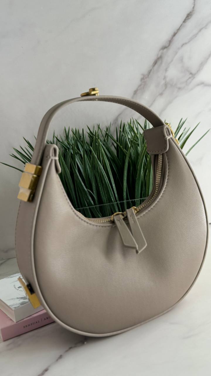 Luna Eleganza – Genuine Leather Handbag. Italy